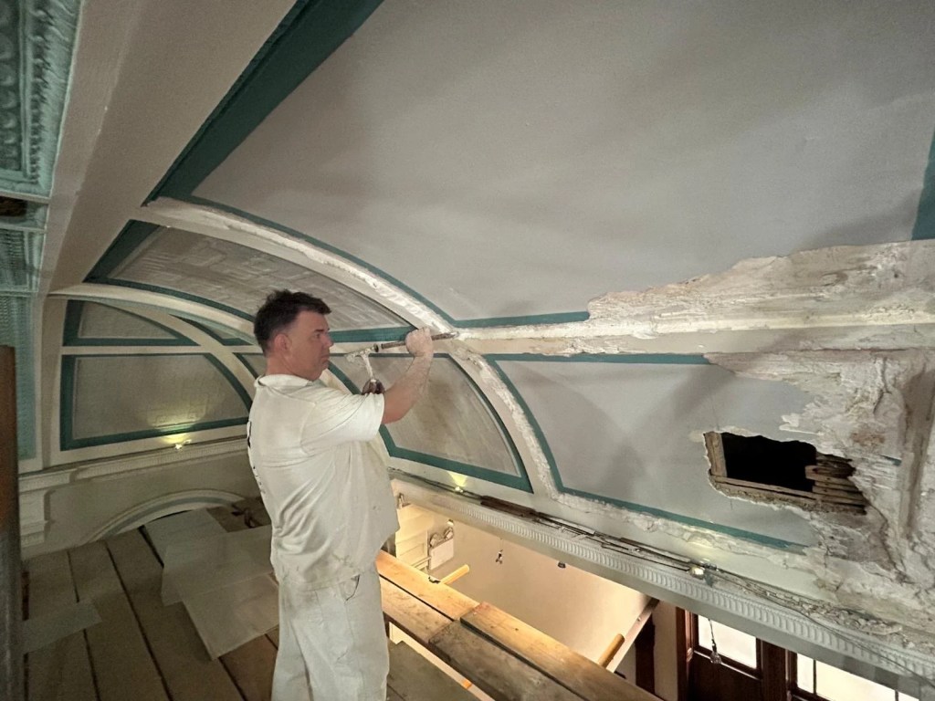Vaulted Barrell ceiling repairs at Tranby&nbsp;School